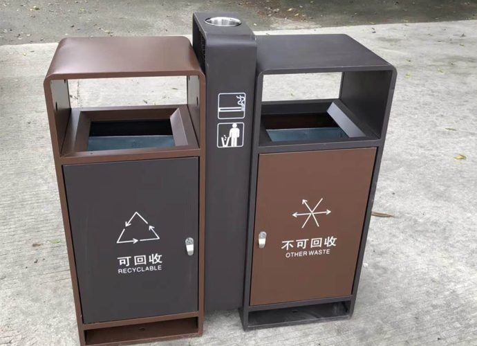 西安高檔小區(qū)分類(lèi)垃圾桶果皮箱制作